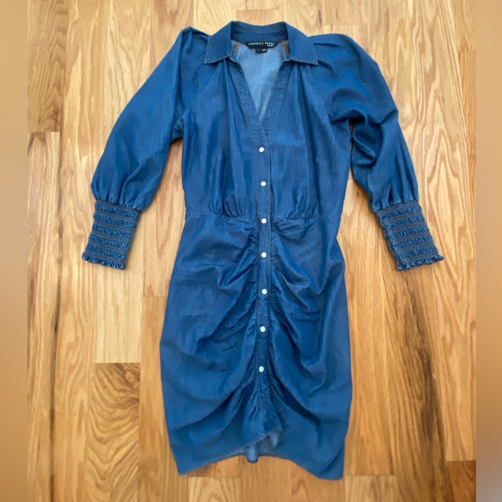 Veronica Beard chambray dress with pearl buttons, wore once